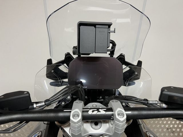 bmw - r-1300-gs-triple-black