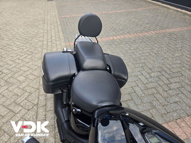 suzuki - intruder-c-1500-bt