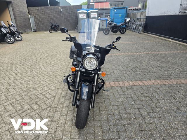 suzuki - intruder-c-1500-bt