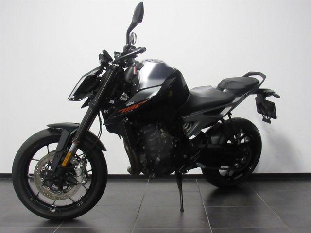 ktm - 790-duke