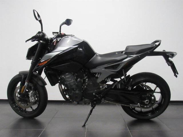 ktm - 790-duke