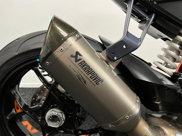 ktm - 1290-super-duke-r