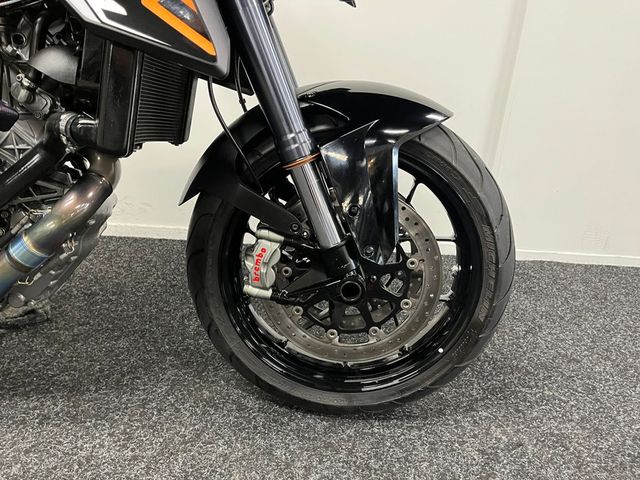 ktm - 1290-super-duke-r