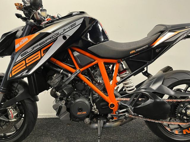 ktm - 1290-super-duke-r