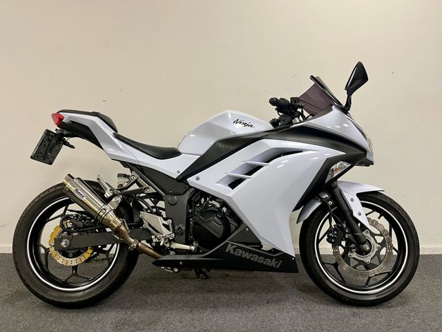 kawasaki - ninja-300
