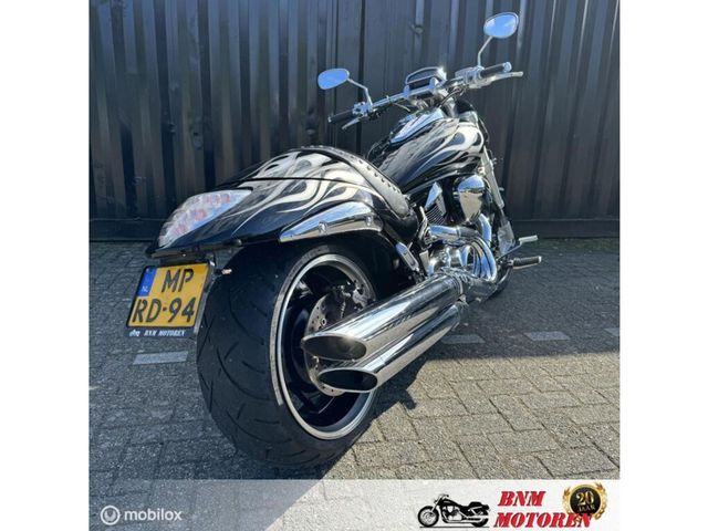 suzuki - m-1800-r-intruder