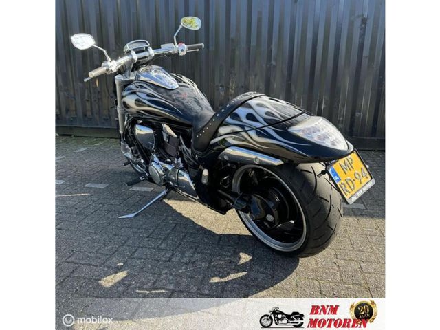 suzuki - m-1800-r-intruder