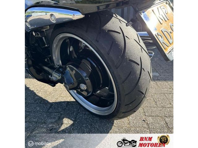 suzuki - m-1800-r-intruder