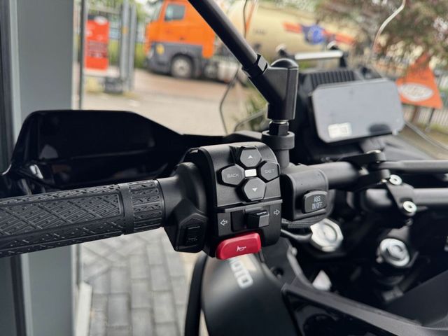 cfmoto - 700-mt-adventure