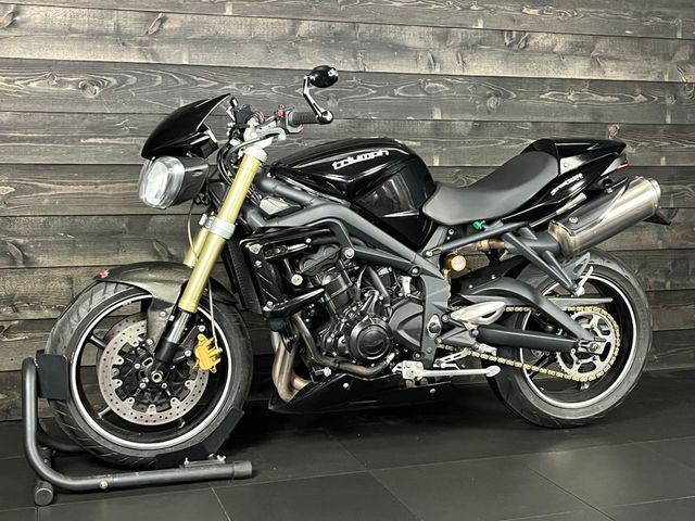 triumph - street-triple