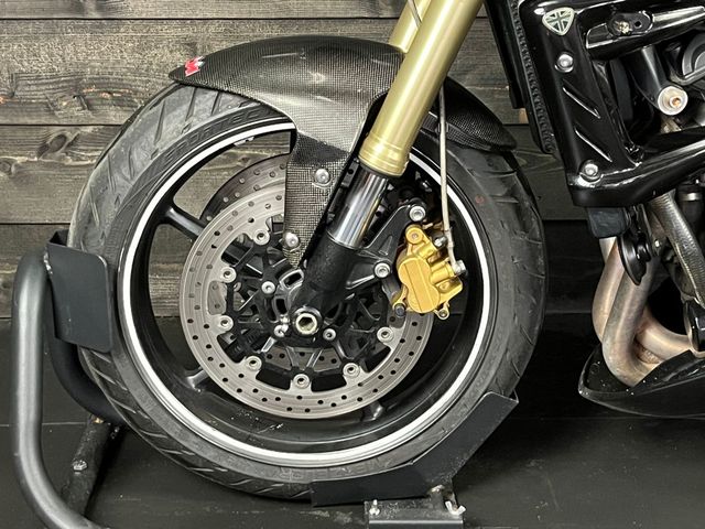 triumph - street-triple