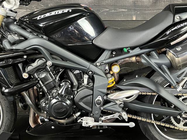 triumph - street-triple