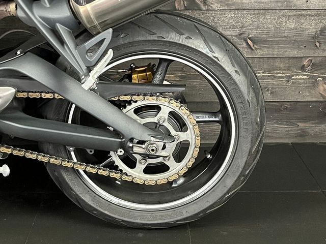 triumph - street-triple