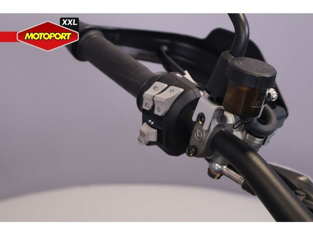 ducati - hypermotard-698-mono-rve