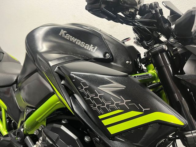 kawasaki - z900