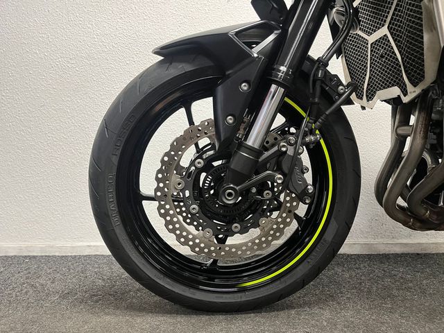 kawasaki - z900