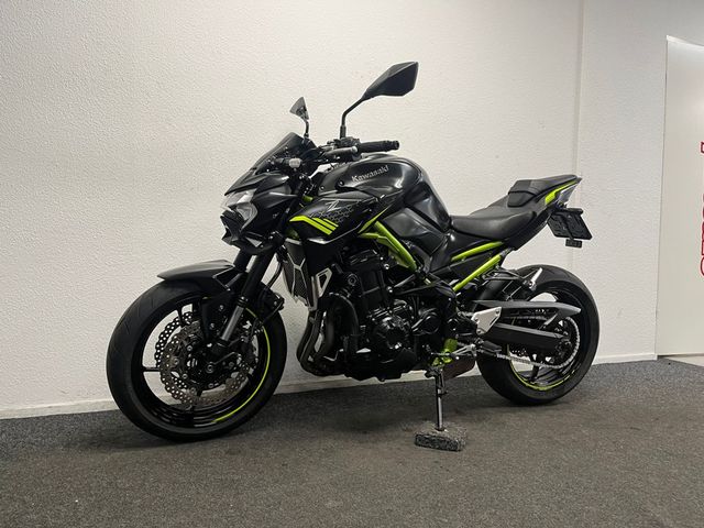 kawasaki - z900