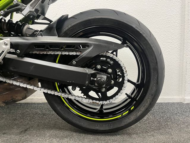 kawasaki - z900