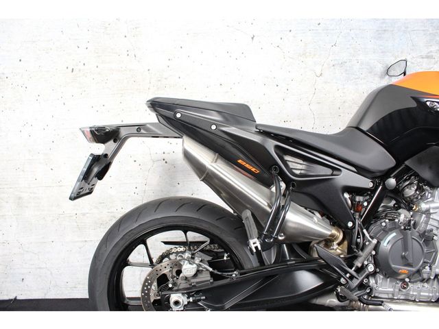 ktm - 890-duke