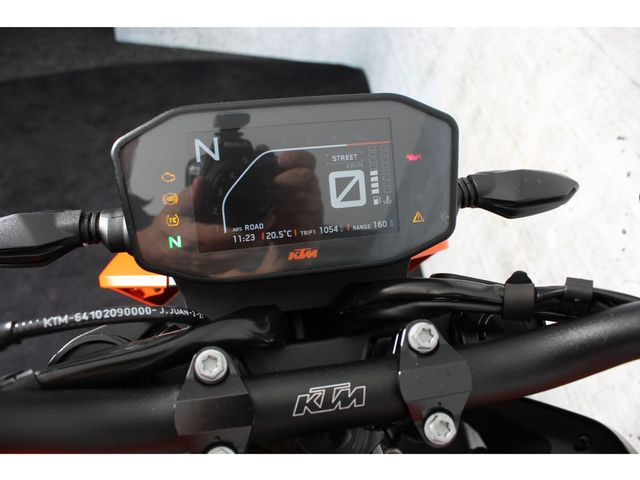 ktm - 890-duke