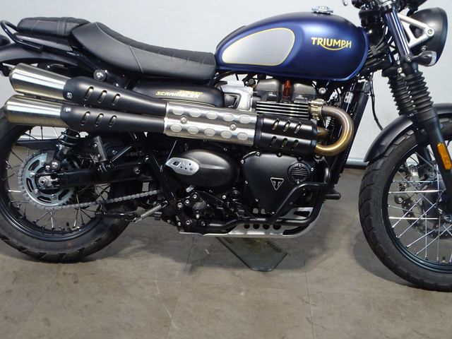 triumph - street-scrambler-gold-line