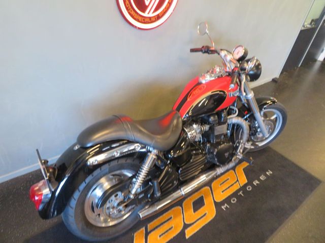 triumph - speedmaster