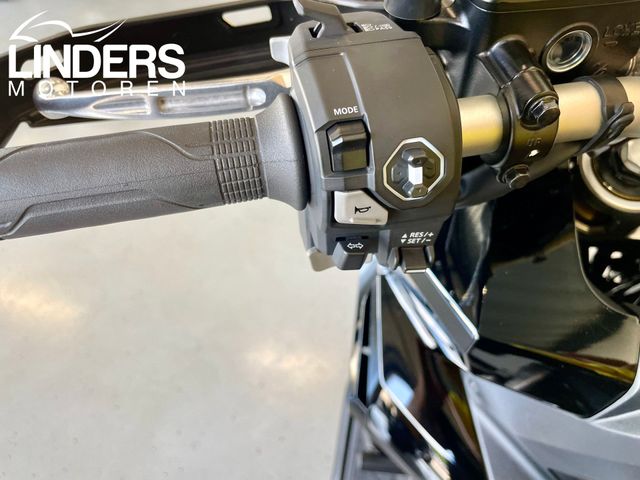 honda - x-adv
