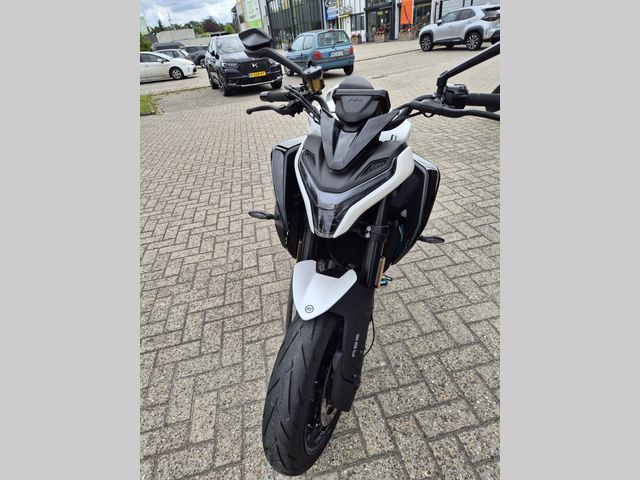 cfmoto - 675-nk