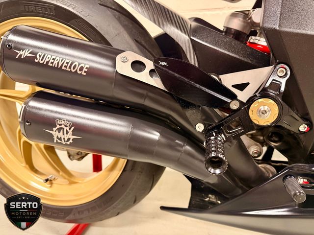 mv-agusta - superveloce-800