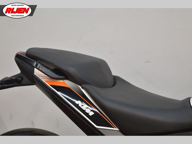 ktm - 390-duke