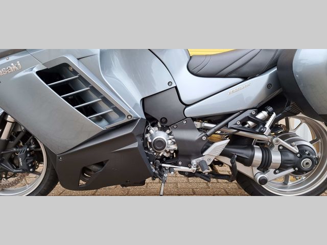 kawasaki - gtr-1400