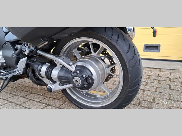 kawasaki - gtr-1400
