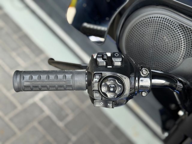 harley-davidson - street-glide