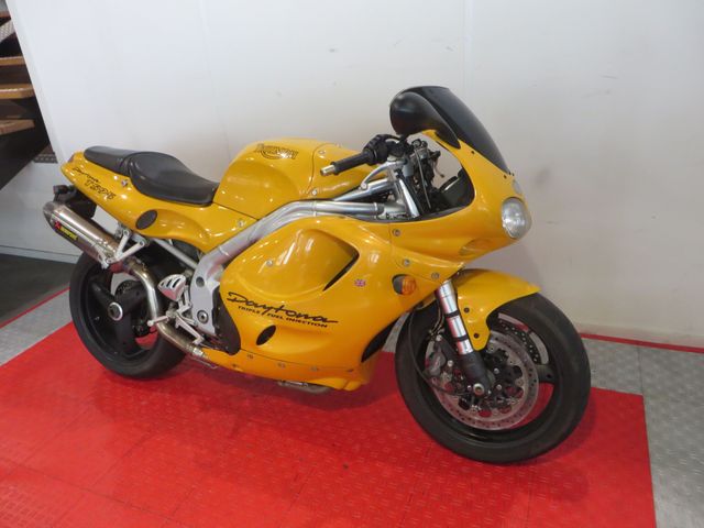 triumph - daytona-t--595