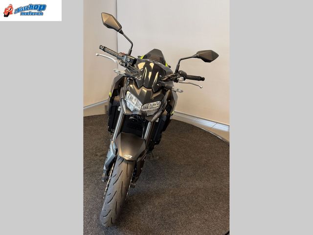 kawasaki - z900
