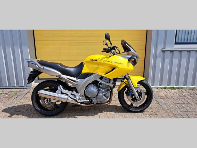 yamaha - tdm-900