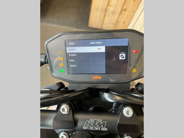 ktm - 790-duke