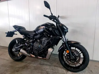 YAMAHA MT 07 ABS – foto 3