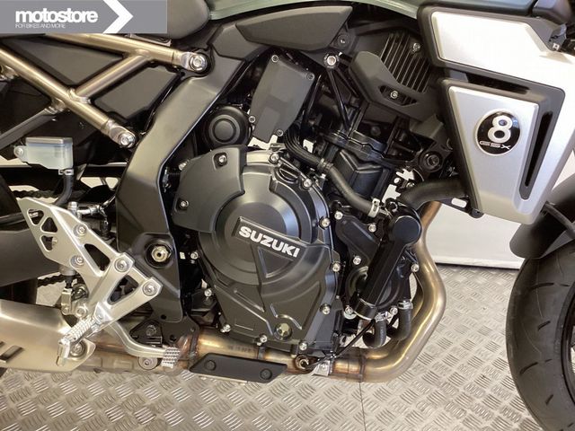 suzuki - gsx-8t