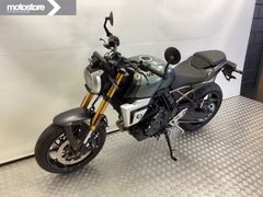 Suzuki GSX-8T 2025 nieuw – foto 15 van 18