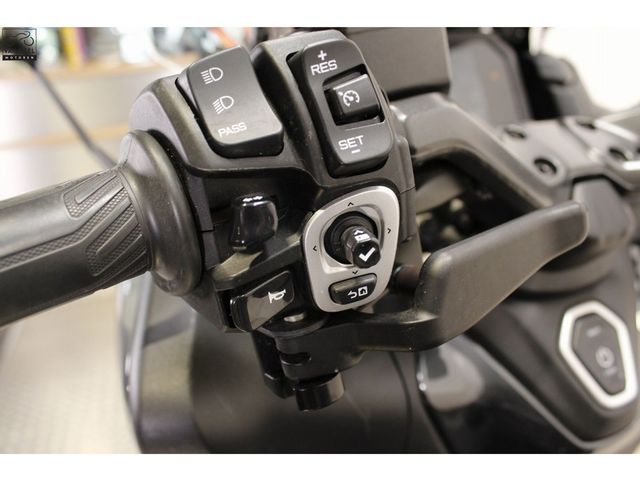 yamaha - tmax-tech-max