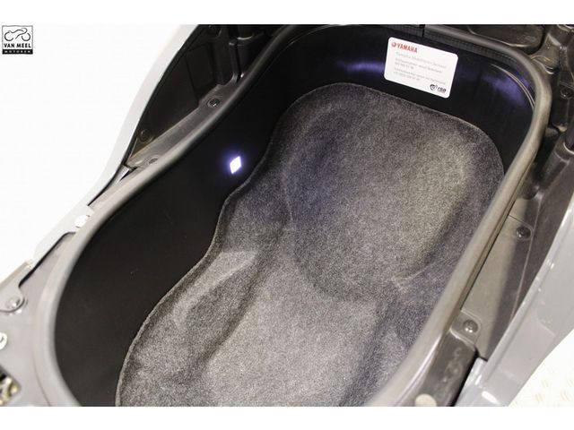 yamaha - tmax-tech-max