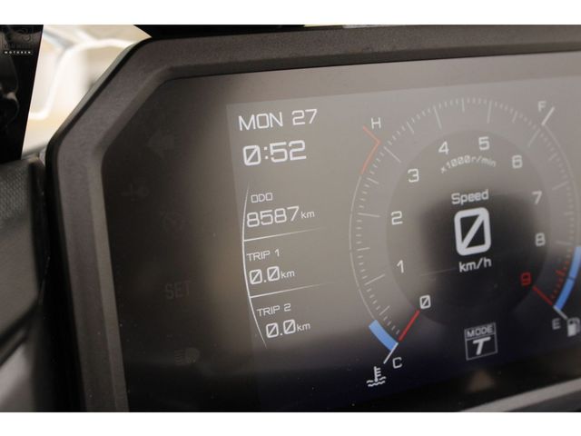 yamaha - tmax-tech-max