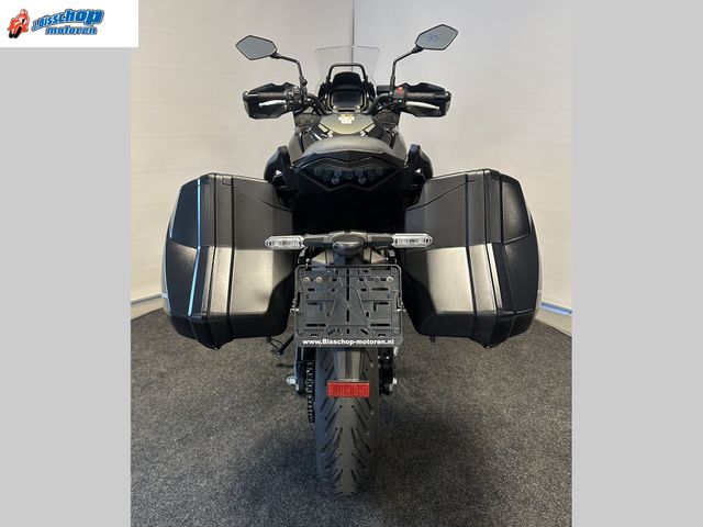 kawasaki - versys-650-abs