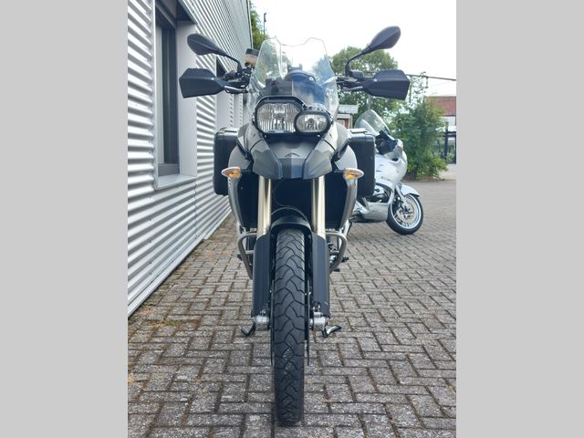 bmw - f-800-gs