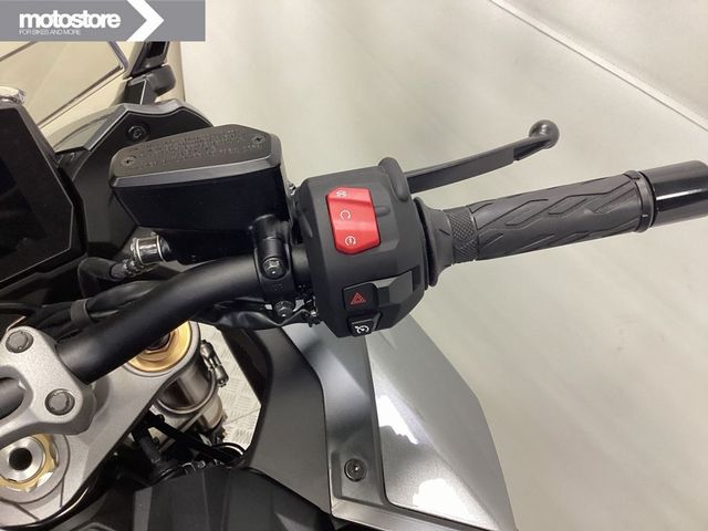 suzuki - gsx-s-1000-gt