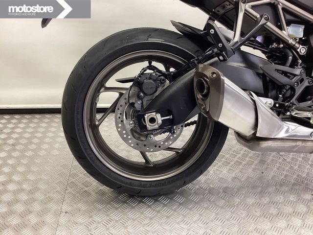 suzuki - gsx-s-1000-gt