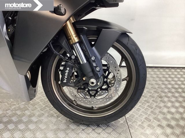 suzuki - gsx-s-1000-gt