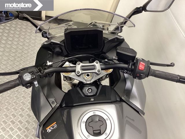 suzuki - gsx-s-1000-gt