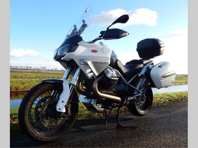 moto-guzzi - stelvio-1200-4v